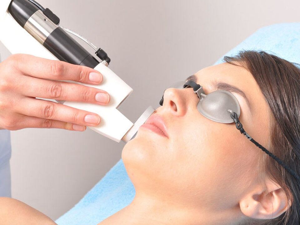 Atunyara laser ti awọ ara ti oju